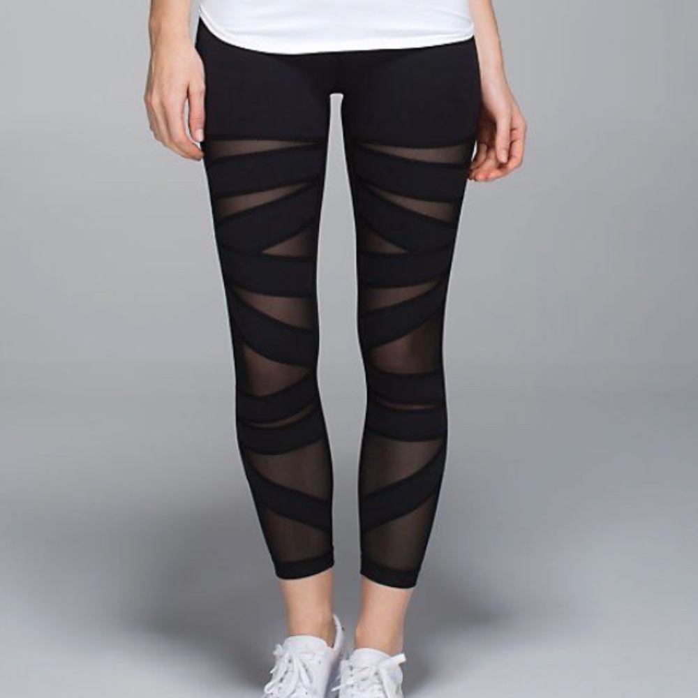 Lululemon Mesh Wunder Under Leggings - Size 6